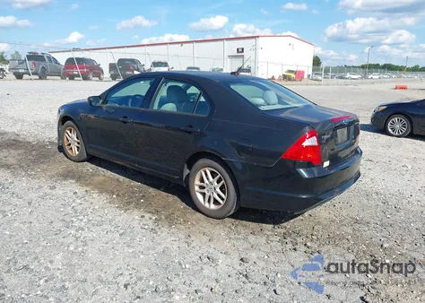 2011 Ford Fusion S из США, поврежденный, VIN 3FAHP0GAXBR243031